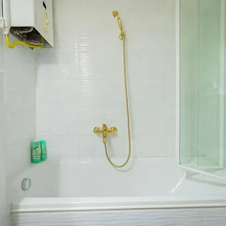 Apartman Cool In The Downtown, Eduardo Budapest
