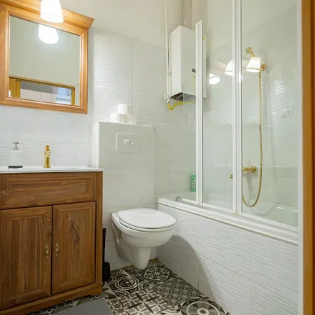 Apartment Cool In The Downtown, Eduardo